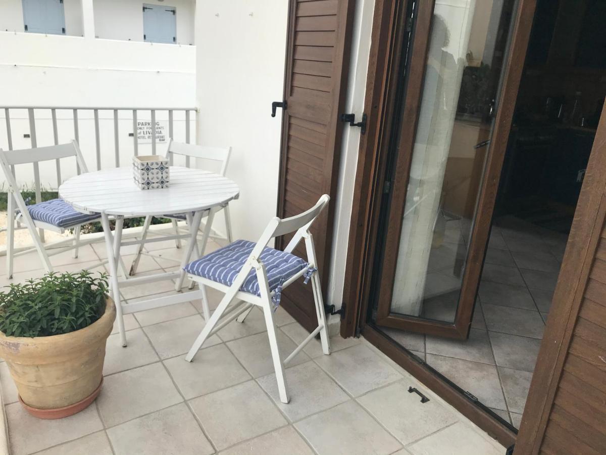 Family Apartment Livadia Beach Parikia ปาริเกีย ภายนอก รูปภาพ