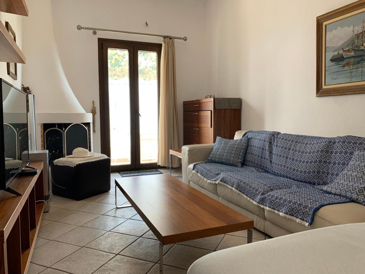 Family Apartment Livadia Beach Parikia ปาริเกีย ภายนอก รูปภาพ