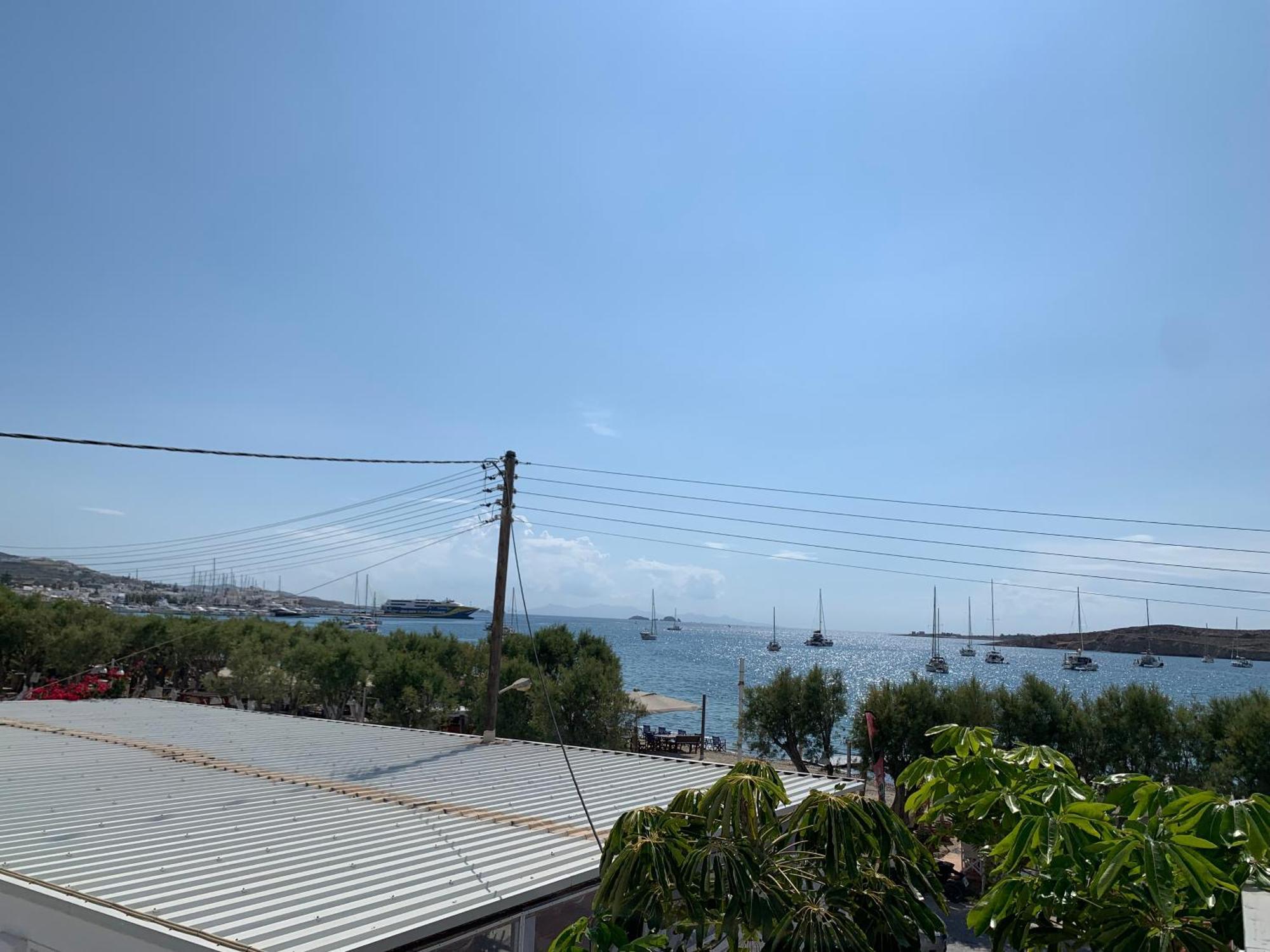 Family Apartment Livadia Beach Parikia ปาริเกีย ภายนอก รูปภาพ